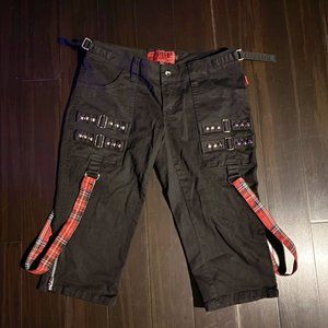 Tripp NYC Vintage Bondage Capris w studs sz 7